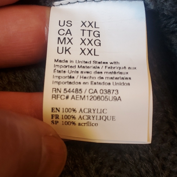 American Eagle Outfitters cold shoulder sweater - Picture 11 of 16